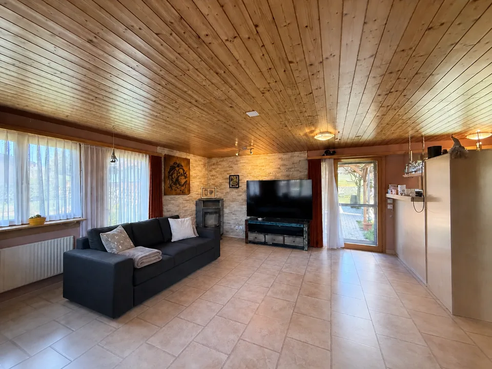 Chalet-Auszeit im Toggenburg voller Ruhe, Gartenidylle und Weitsicht