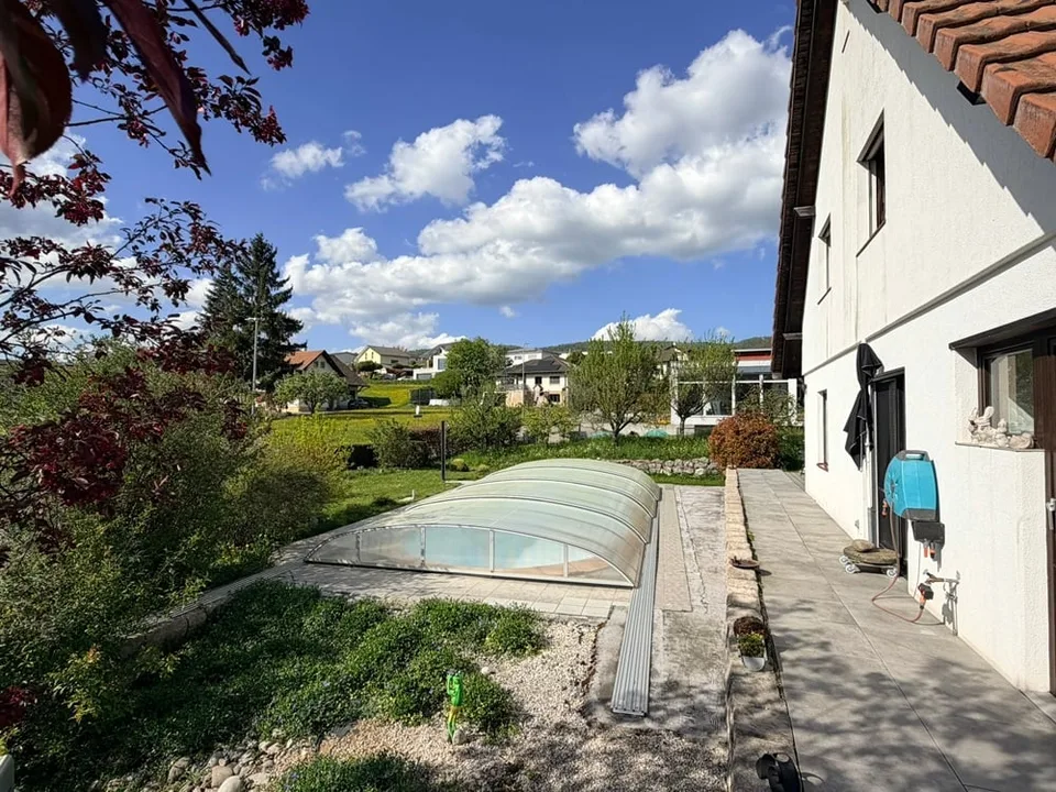 Haus, Vicques - 798000