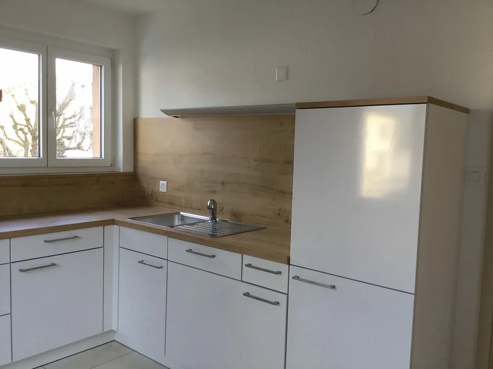 ARI-253 - Edificio con 3 appartamenti, 3 garage e 2 posti auto vicino alla stazione CFF – foto 12 di 12