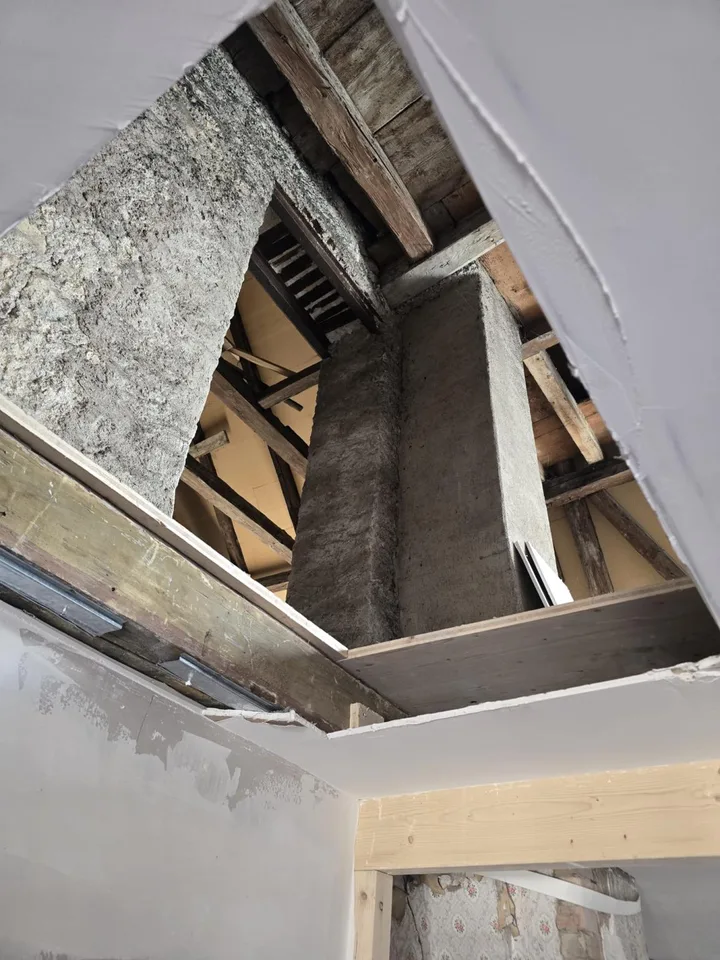 Immeuble entièrement transformé ? 4 appartements + 1 surface commerciale à Porrentruy(JU)