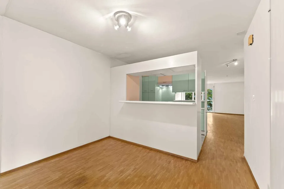 Geräumige 5.5-Zimmer-Wohnung in Triplex im Herzen von Chavornay