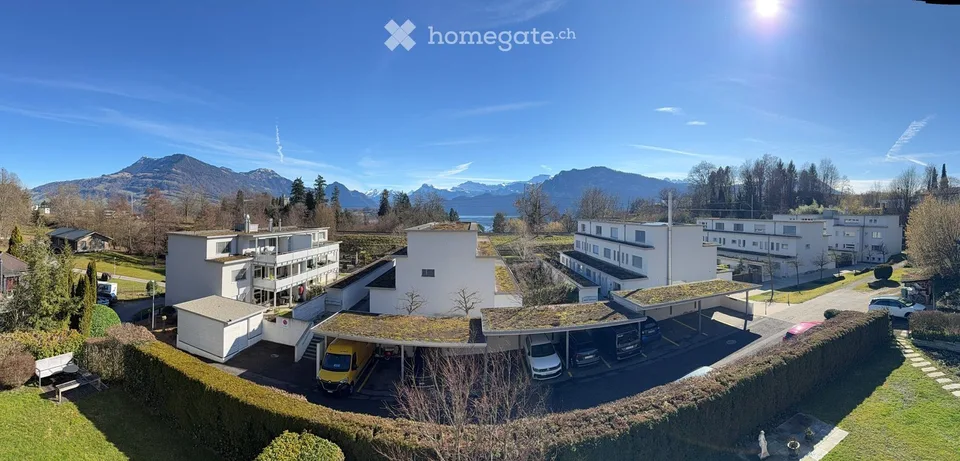 Attraktive 5.5 Zimmer Wohnung mit See- und Bergsicht in Meggen