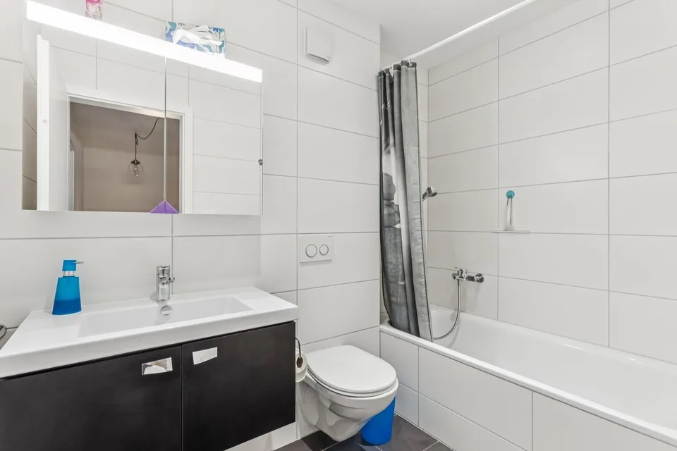 Moderne maison mitoyenne au coeur du village – Foto 19 von 24