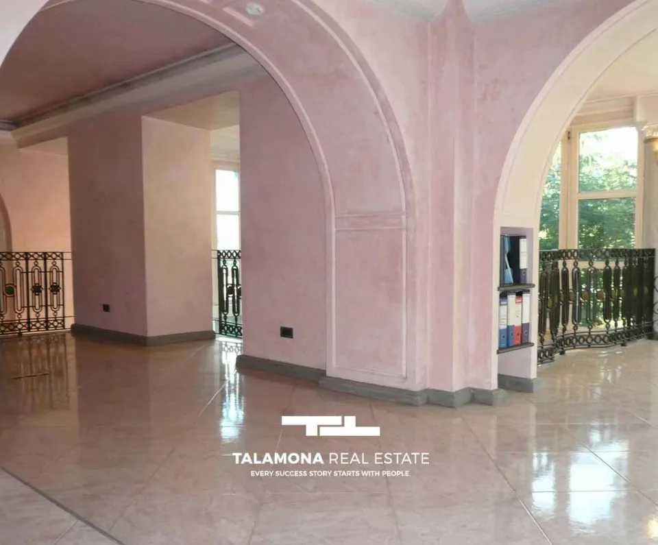 Villa storica con vista sul Lago Maggiore e piscina - Luino – foto 8 di 13