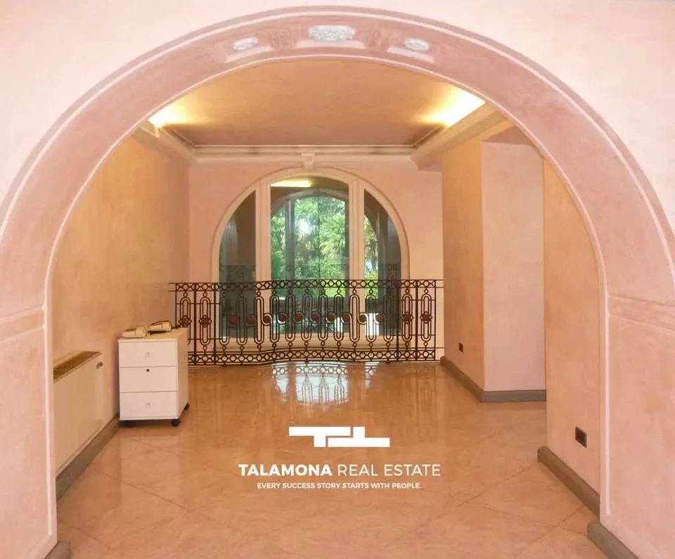 Villa storica con vista sul Lago Maggiore e piscina - Luino – foto 7 di 13