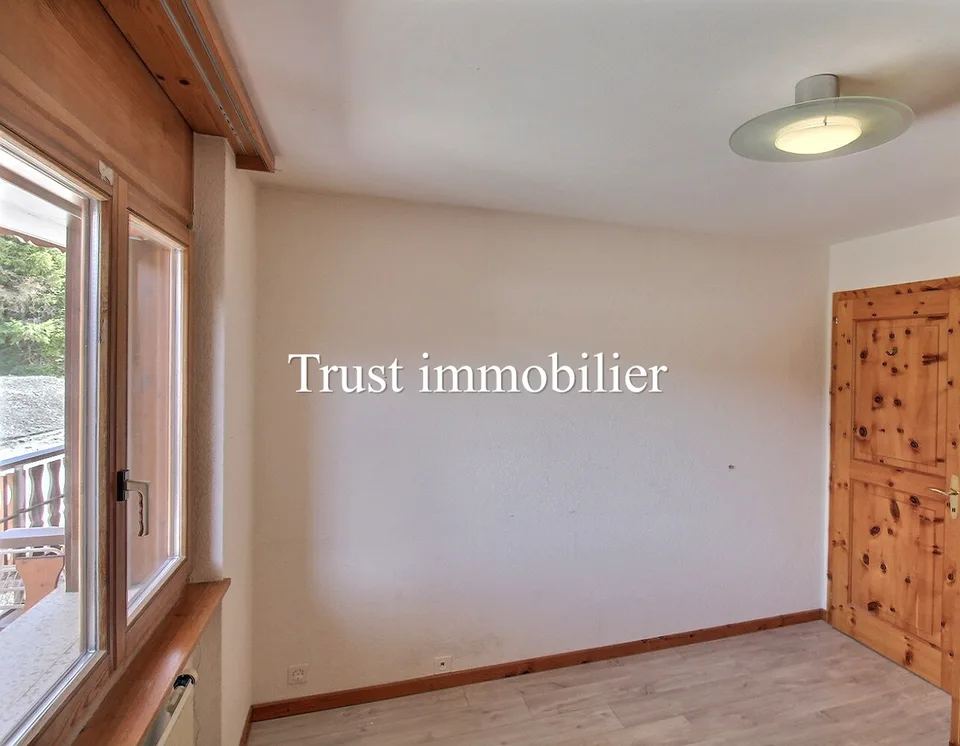3010. EXCLUSIVITE. Appartement traversant dans jolie résidence – photo 11 sur 12
