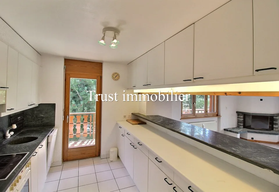 3010. EXCLUSIVITE. Appartement traversant dans jolie résidence – photo 7 sur 12