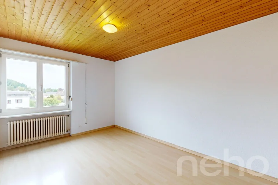 4-Zimmerwohnung im obersten Stock mit Balkon und Cheminée – Foto 14 von 18
