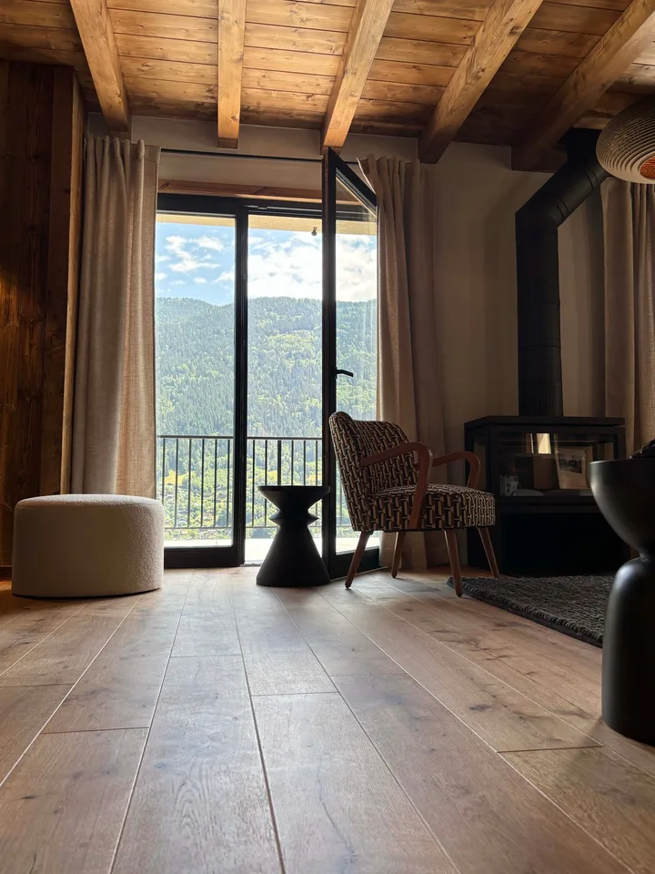 Chalet d'eccezione completamente ristrutturato con vista panoramica sul Mont-Blanc