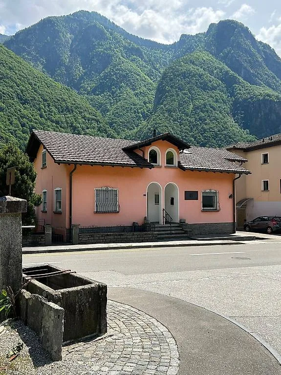 Chambre, maison accueillante et confortable