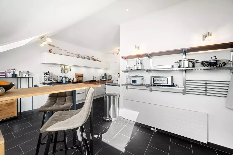 Bel attique en duplex au coeur de Champel – photo 8 sur 13