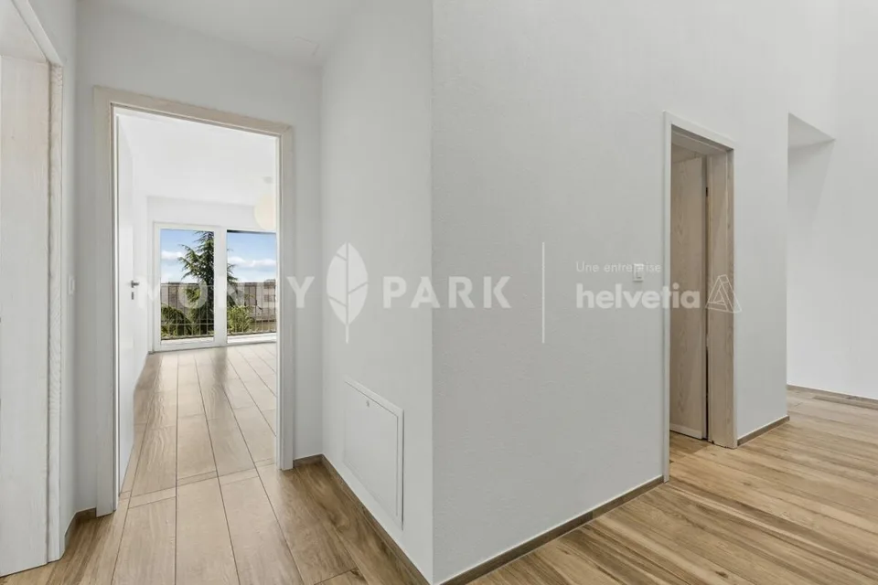 Beautiful duplex apartment – photo 6 of 15