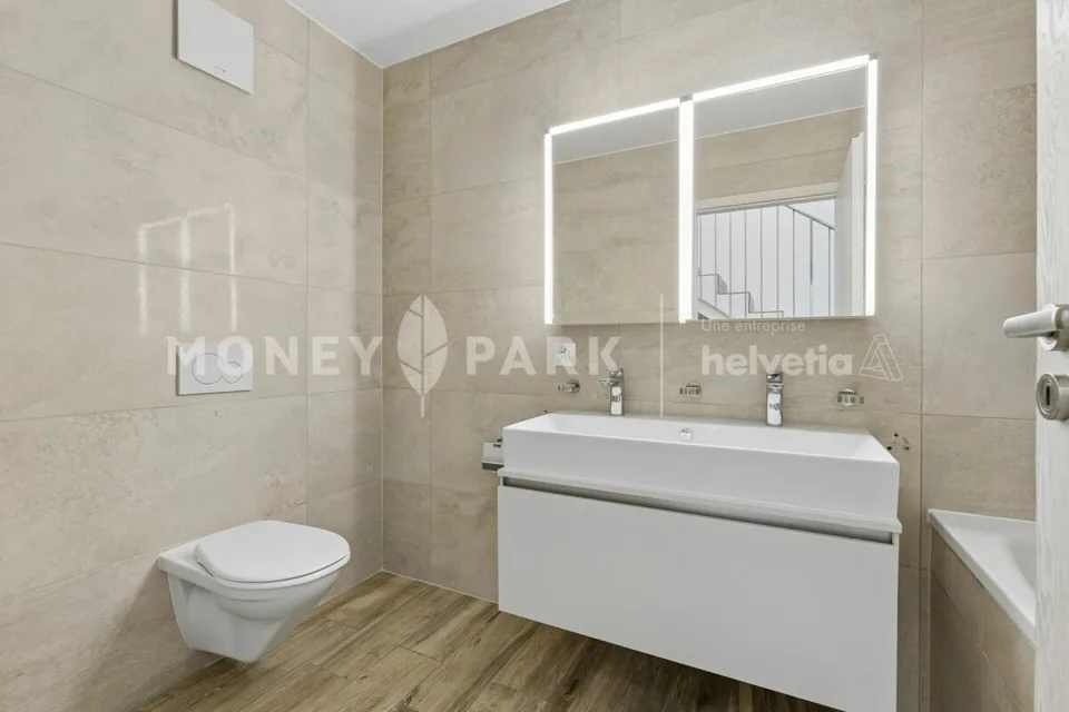 Beautiful duplex apartment – photo 9 of 15