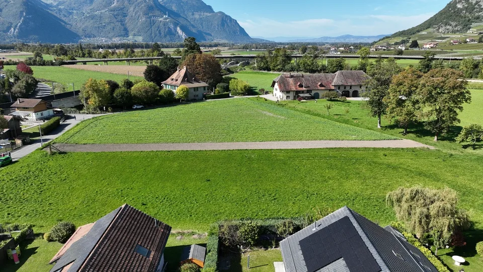 BAUGENEHMIGUNG ERLANGT - EINFAMILIENHAUS - PANORAMABLICK