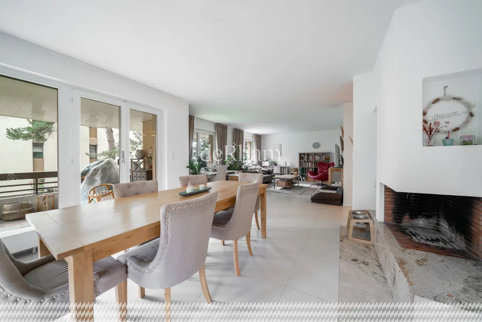 Wohnung mit 3,5 Zimmern und 135 m2 mit Garten