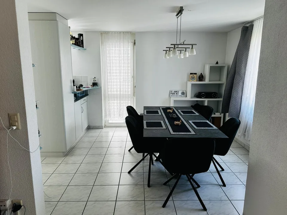 Ampio appartamento di 4.5 locali con balcone a Münchwilen TG