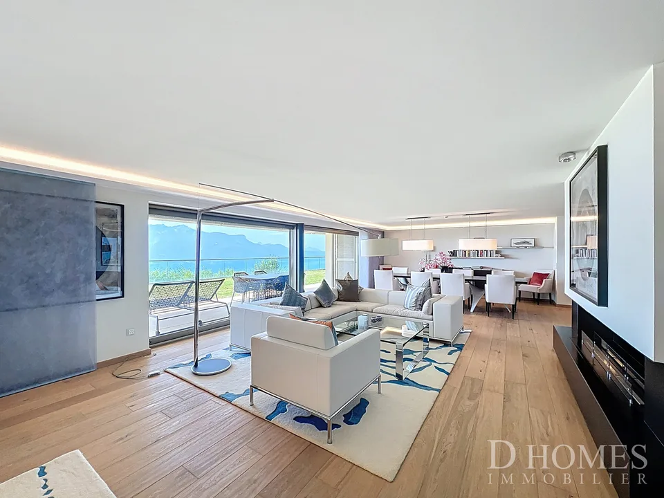 Prachtvolle Wohnung mit Panoramablick auf den See