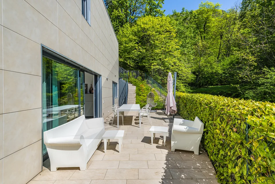 MODERNA VILLA IN POSIZIONE DOMINANTE A LUGANO – foto 7 di 13