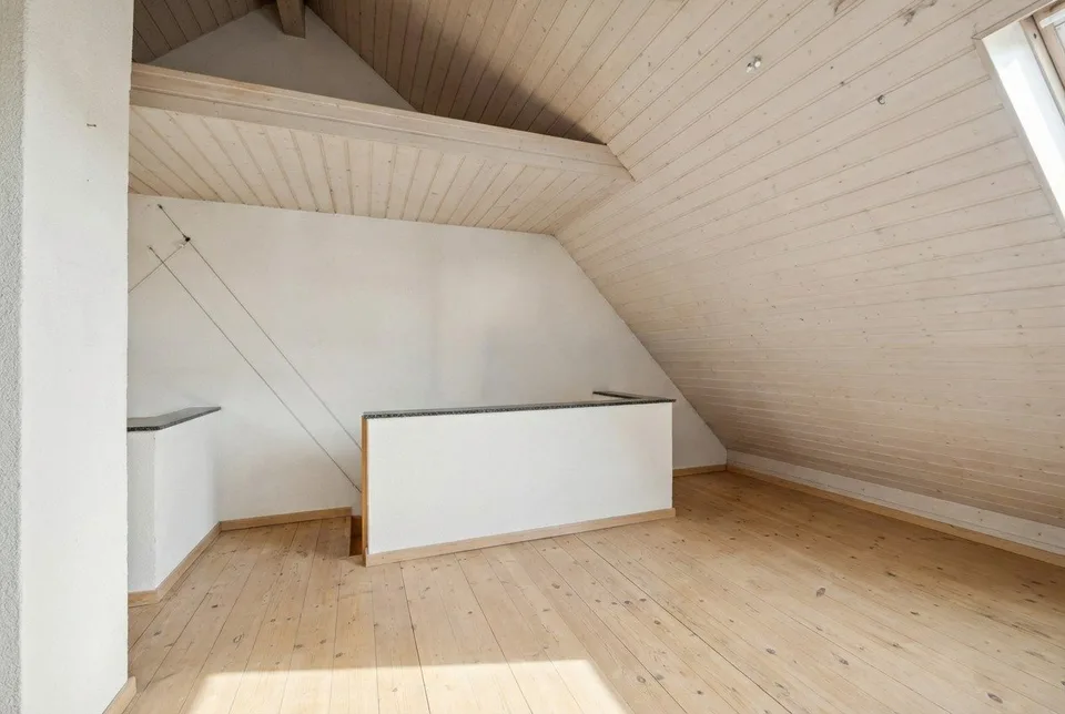 Maison mitoyenne centralement située avec charme