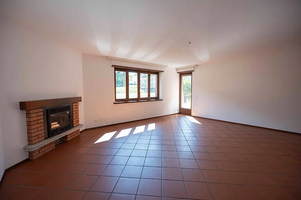 Wir verkaufen eine Wohnung mit drei großen Apartments