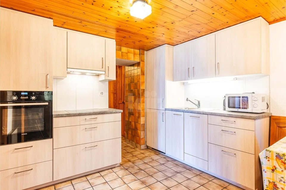 Authentic South-Facing Apartment