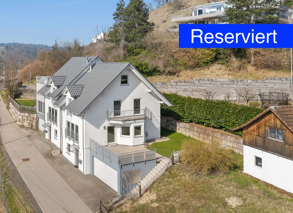 Doppelhaushälfte mit viel Platz, Weitsicht und hervorragender Anbindung