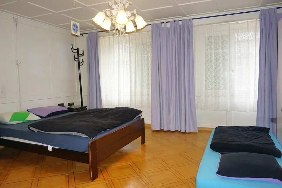 Charmantes Reihenhaus mit 6 Zimmern – Foto 9 von 12