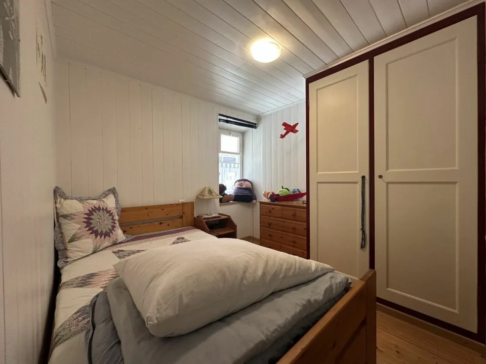 Charmantes Reihenhaus mit 6 Zimmern – Foto 10 von 12