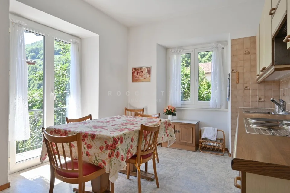 Casa bifamiliare nel Nucleo con grande potenziale – Foto 8 von 12