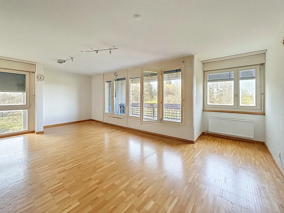 Wohnung 2.5 Zimmer zu verkaufen in Freiburg