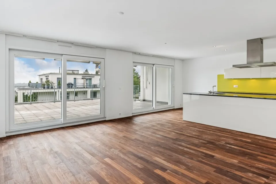 Moderne 4.5-Zimmer-Etagenwohnung mit grosszügigem Balkon & Minergie...