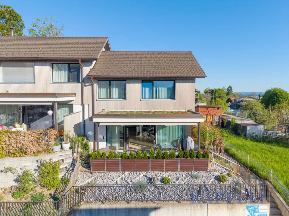 6.5 Room Semi-Detached House with Mountain View in Uebeschi – photo 21 of 21