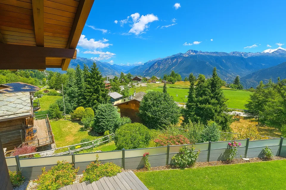 Stupendo chalet di 7 locali con piscina a Crans-Montana
