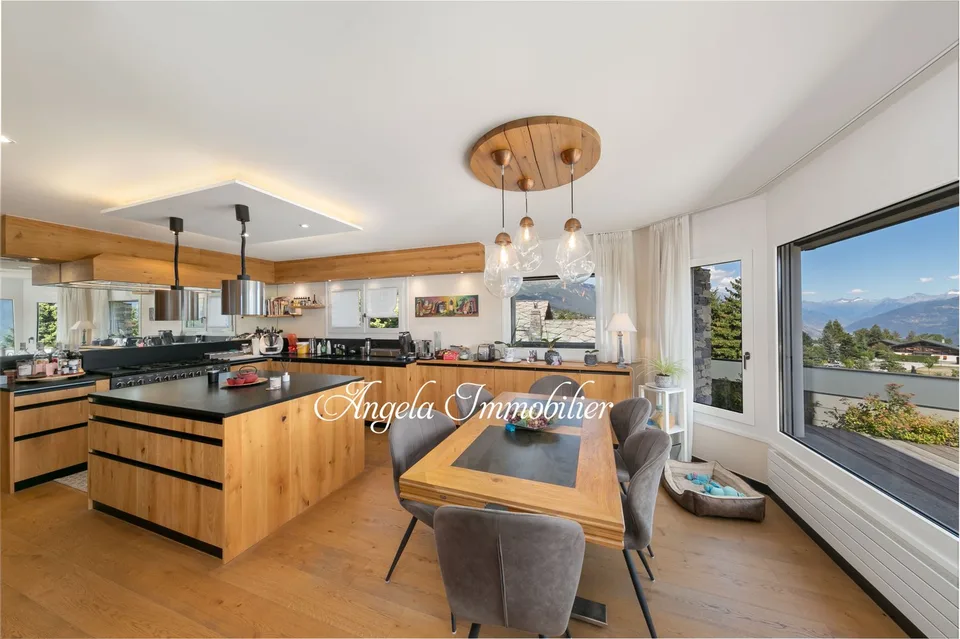 Atemberaubendes 7-Zimmer-Chalet mit Pool in Crans-Montana – Foto 13 von 19