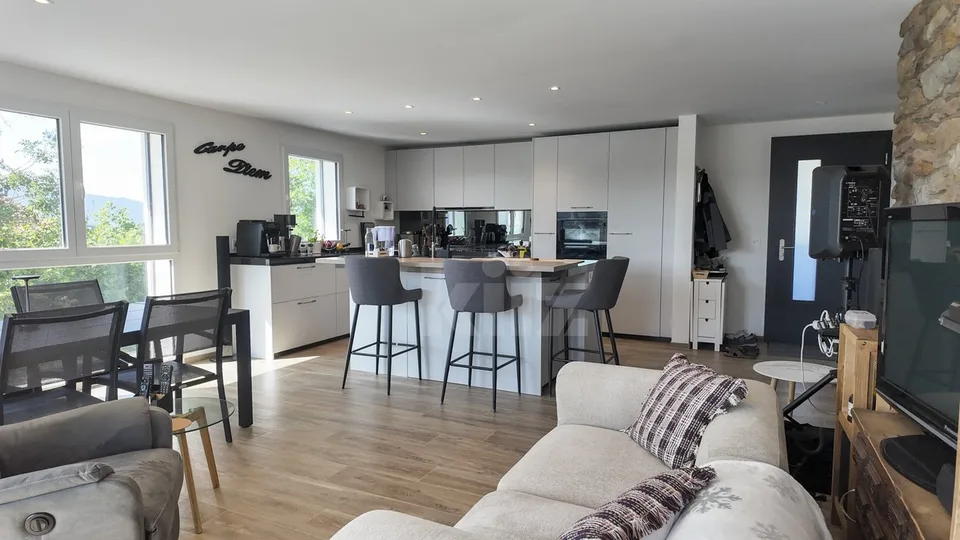 Appartamento magnifico con grande terrazza e vista libera