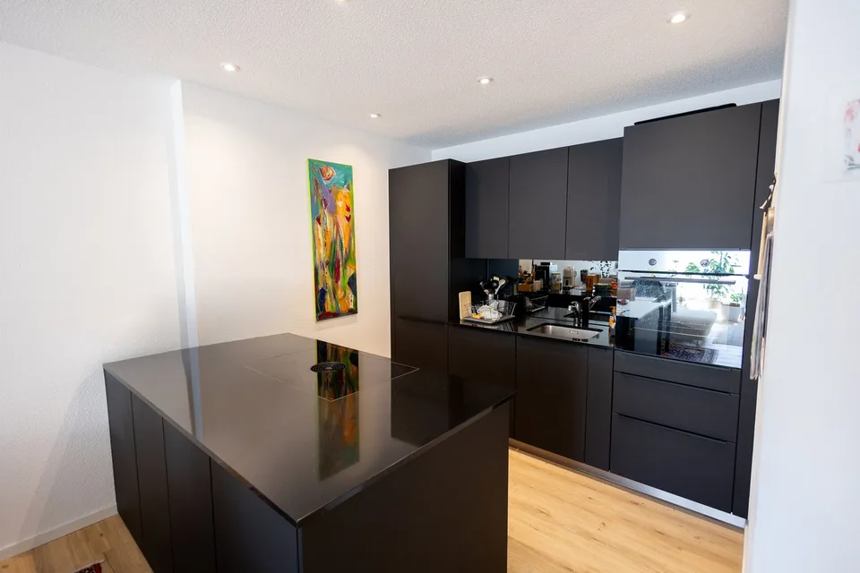 Neuwertige 3,5-Zimmer-Wohnung auf der Aaareinsel