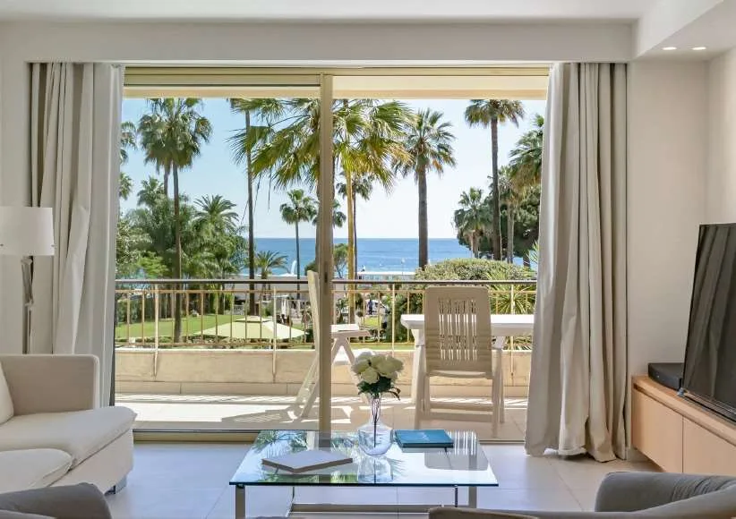 Prestigioso appartamento con vista mare sulla Croisette a Cannes – foto 6 di 9