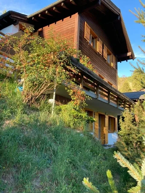 Chalet Le Nid à St-Luc – studio 30m2 avec grande terrasse à 200m des pistes