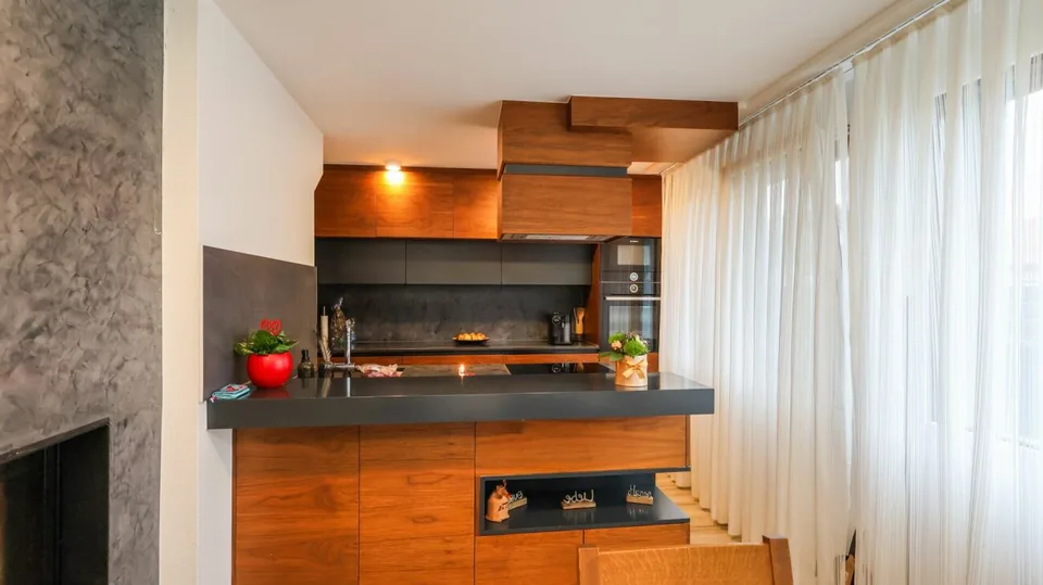 Villa contemporanea di eccezione - 4½ locali, piscina riscaldata e terrazza panoramica