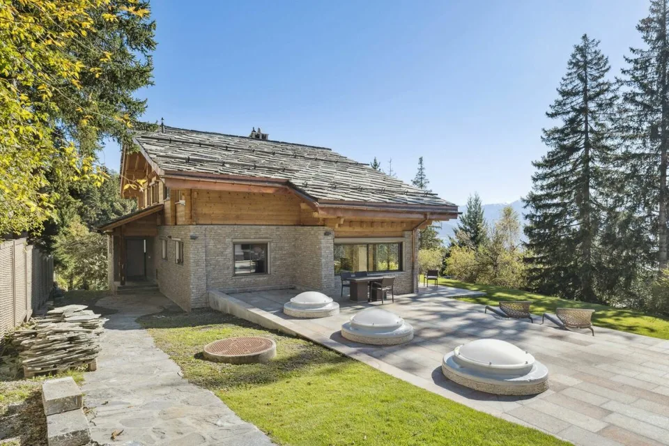 Exceptional Chalet in Crans-Montana