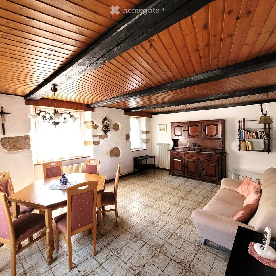 Riduzione del prezzo! Casa affascinante da ristrutturare