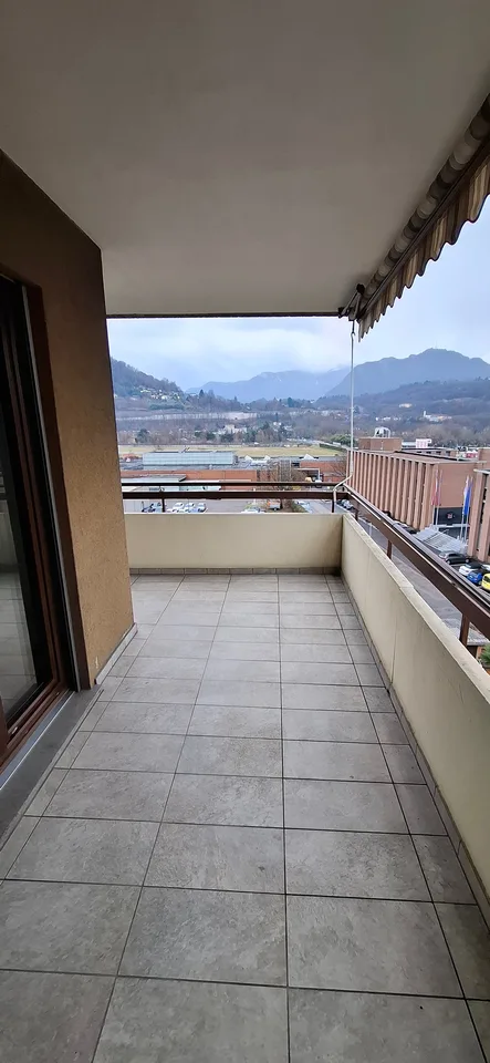 Two steps from the main services – photo 7 of 9