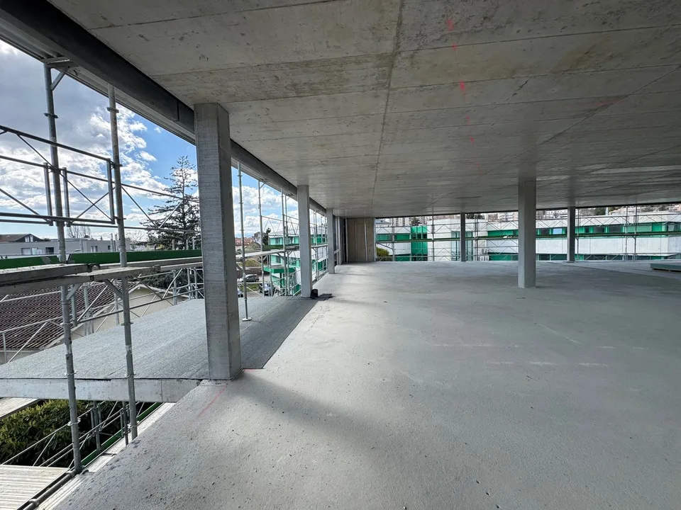 Modular office spaces from 150 m2 in a new building – photo 13 of 15