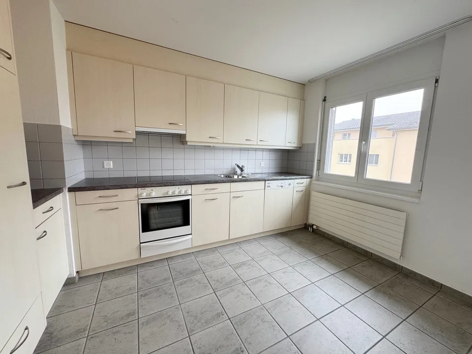Familienfreundliche Wohnung mit Balkon