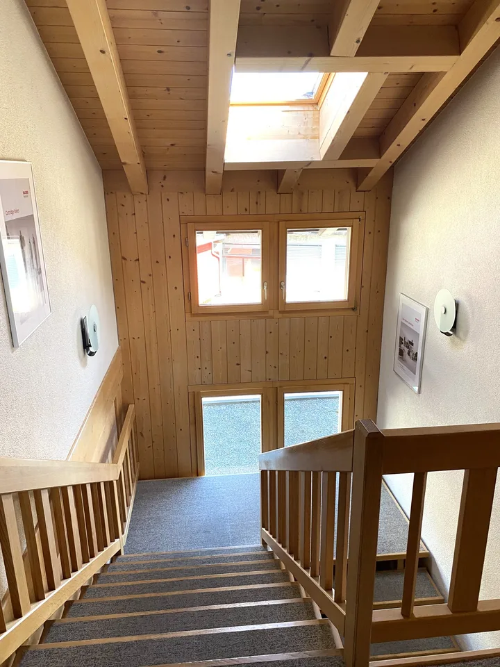 151m2 - Bürofläche mit herrlichem Bergblick in Frutigen – Foto 9 von 12