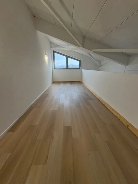9 uffici di dimensioni variabili in affitto