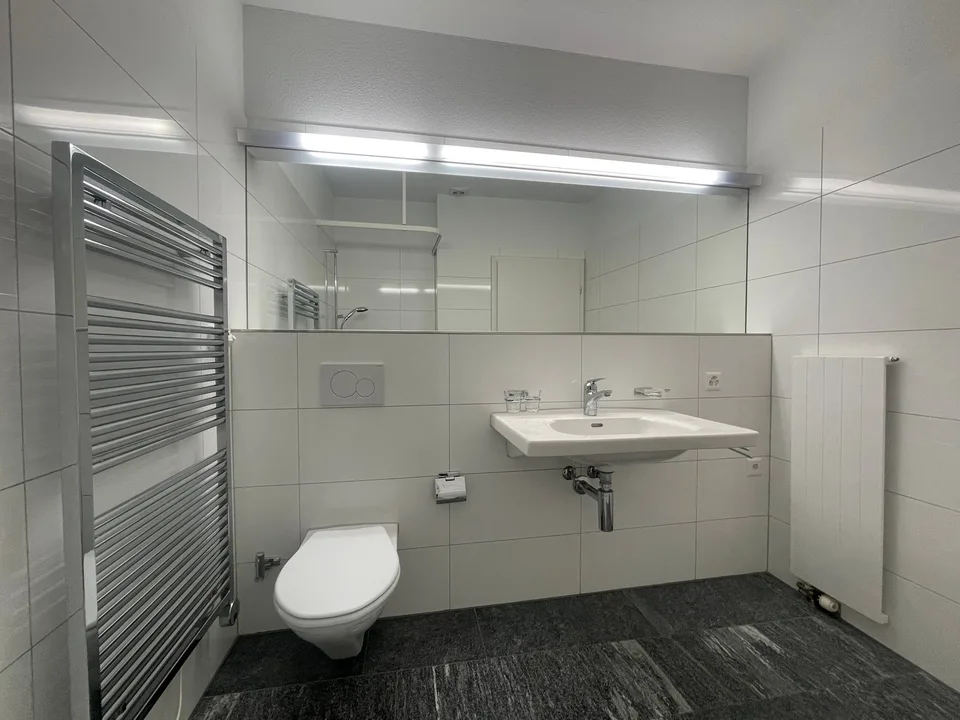 Charmante 3-Zimmer-Wohnung mit historischem Flair im Herzen von Baden – Foto 9 von 11