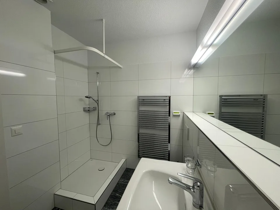 Charmante 3-Zimmer-Wohnung mit historischem Flair im Herzen von Baden – Foto 10 von 11