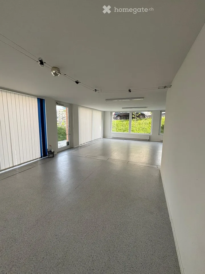 Moderne 3-Zimmer-Gewerberäume am Bahnhof Effretikon