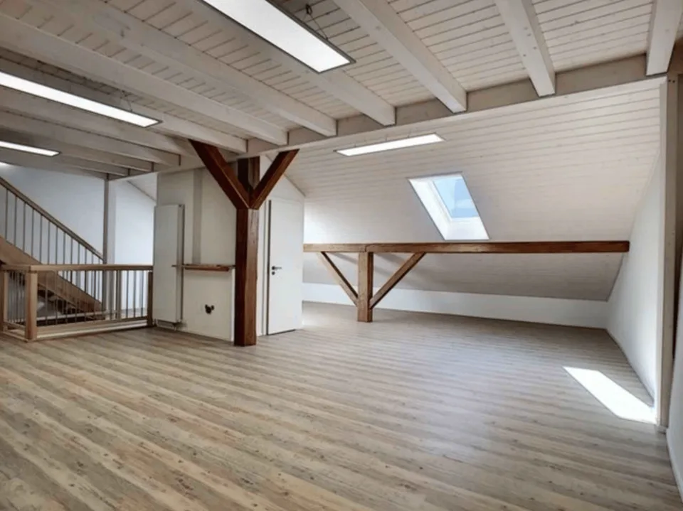 Bureaux atypiques de 125m2 sur deux étages au coeur de Morges